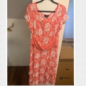 Flowery coral dress with belt